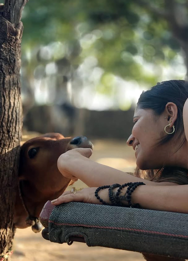 Anasuya Bharadwaj latest images3