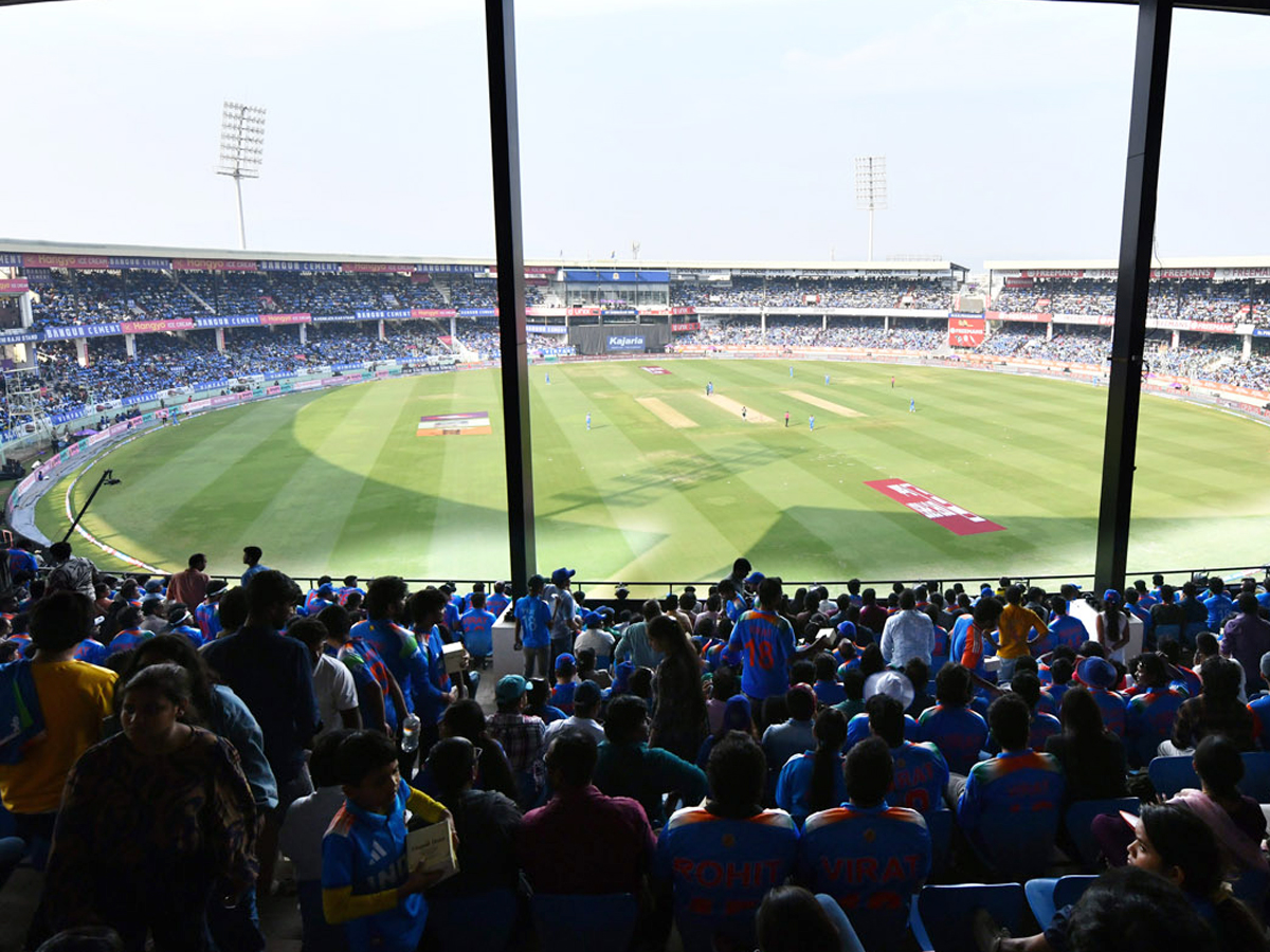 India won the match In Vizag odi series Photos19