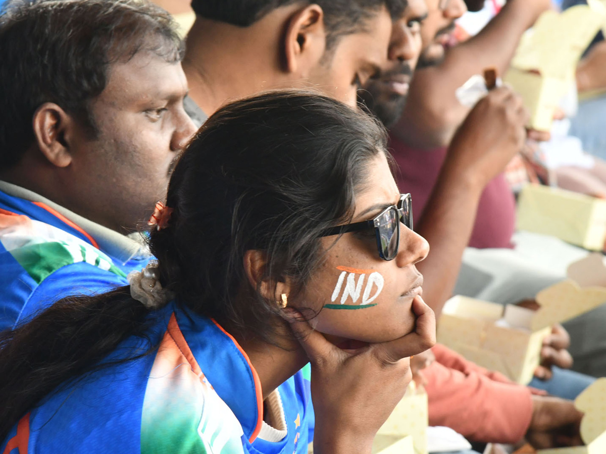 India won the match In Vizag odi series Photos15