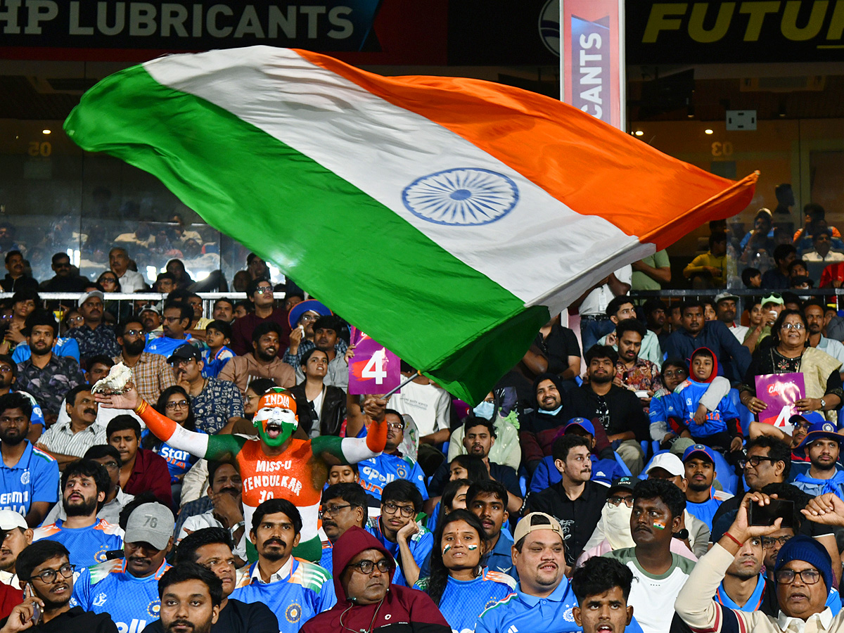 India won the match In Vizag odi series Photos18