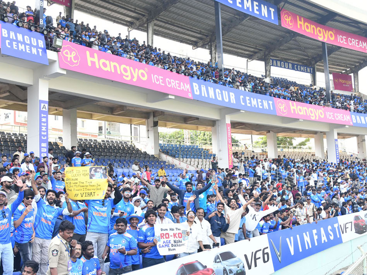 India won the match In Vizag odi series Photos4