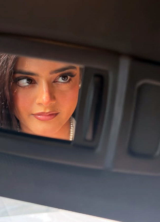 'Rajasab' beauty on Thailand trip (photos)4