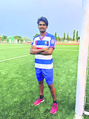 దృఢ సంకల్పమే క్రీడాకారుడిగా మార్చింది 2