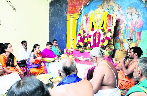 ఘనంగా శ్రీనివాసుడి కల్యాణం  
1