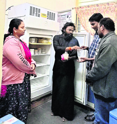 చిన్నారులకు వ్యాక్సిన్లు తప్పనిసరి 
1