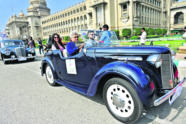 మత్తు భూతంపై కఠిన చర్యలు1