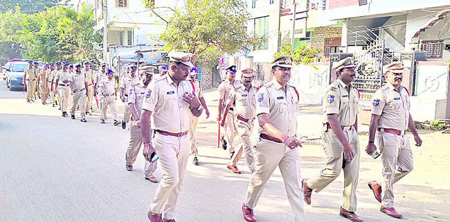 మహాశివునికి    పంచామృతాభిషేకం2