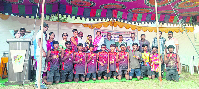 ఖోఖో విజేత ఉమ్మడి ఆదిలాబాద్‌ జట్టు1