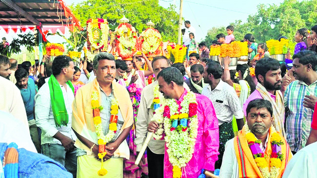 వైభవంగా జ్యోతుల ఉత్సవం1