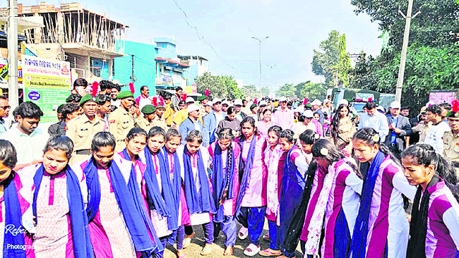 సందడిగా పథ్‌ ఉత్సవాలు1