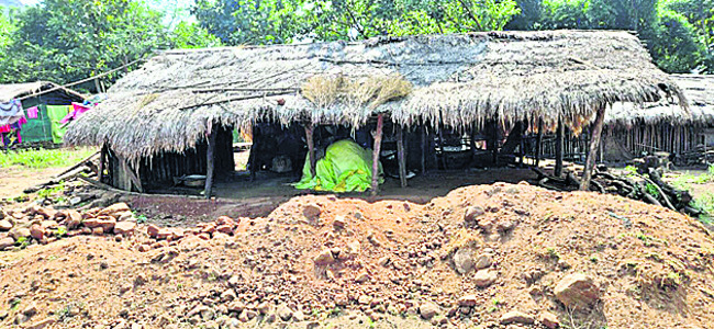 ఇల్లు పీకి పందిరి..! 1