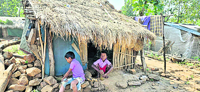 ఇల్లు పీకి పందిరి..! 2