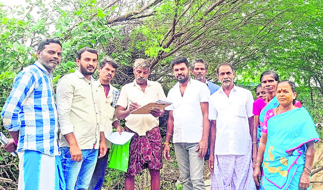 సంతకం.. బంగారు భవిష్యత్తుకు సంకేతం2