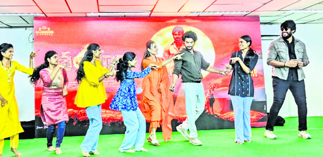 హ్యాండ్‌బాల్‌ పోటీలకు ఎంపిక 
3