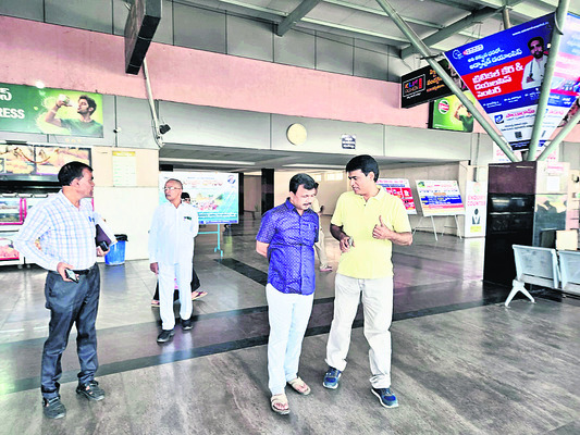 లోక్‌ అదాలత్‌ను  విజయవంతం చేయండి
1