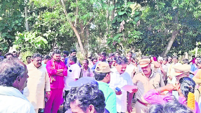 వనం.. ఆక్రమణం 1