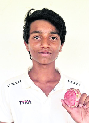 అండర్‌–14 జోనల్‌ మ్యాచ్‌ విజేత రెస్ట్‌ ఆఫ్‌ సెంట్రల్‌ జ3