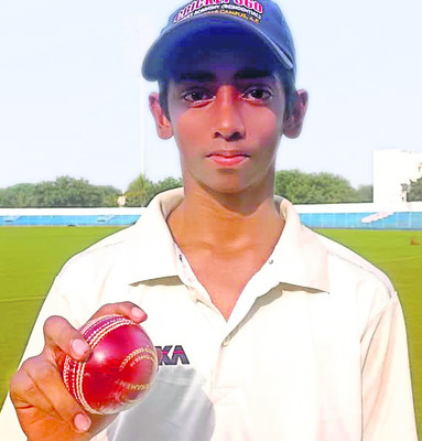 అండర్‌–14 జోనల్‌ మ్యాచ్‌ విజేత రెస్ట్‌ ఆఫ్‌ సెంట్రల్‌ జ1