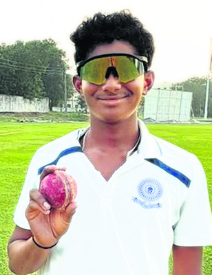 అండర్‌–14 జోనల్‌ మ్యాచ్‌ విజేత రెస్ట్‌ ఆఫ్‌ సెంట్రల్‌ జ2