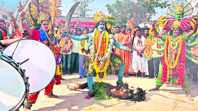 వైభవంగా అయ్యప్ప పల్లివేట1