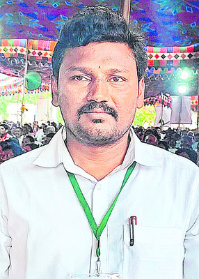 సీసీఐ రాజ్యం..దళారుల భోజ్యం 1