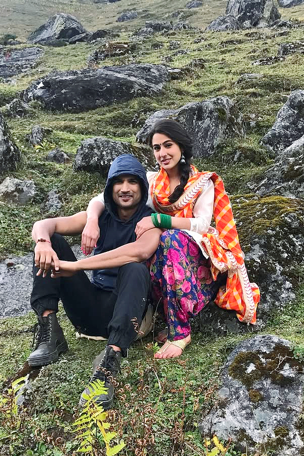 Sara Ali Khan Pens Emotional Note For Sushant Singh Rajput On 7 Years Of Kedarnath Photos2