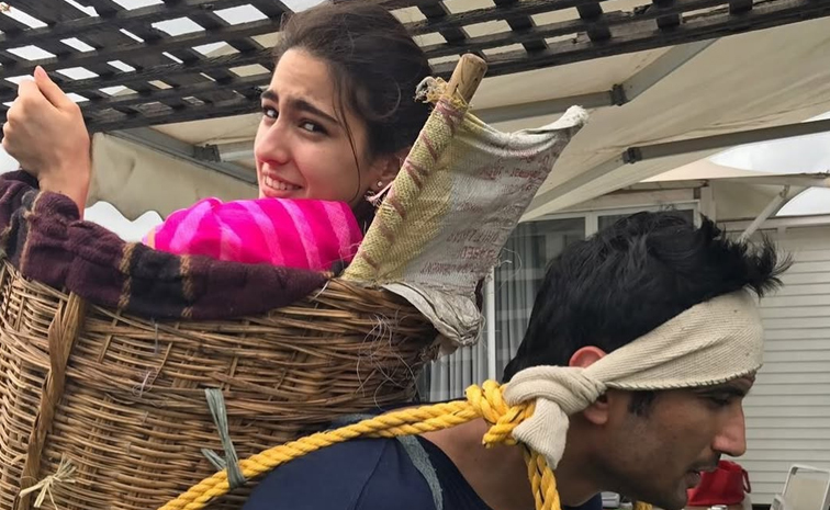 Sara Ali Khan Pens Emotional Note For Sushant Singh Rajput On 7 Years Of Kedarnath Photos10