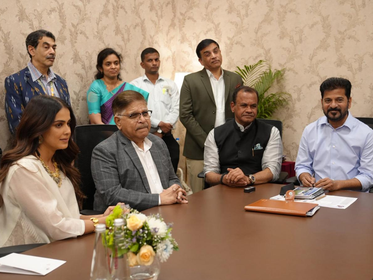 TFI Stars Meets CM Revanth Reddy Photos6