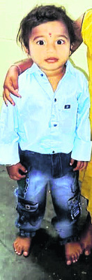 సాంబార్‌ గిన్నెలో   పడి బాలుడి మృతి
1