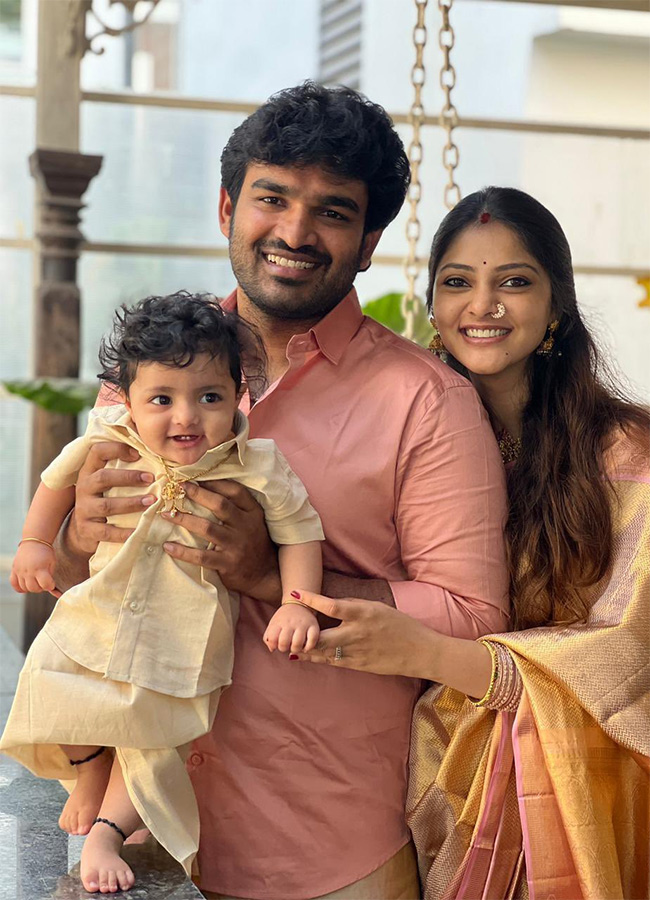 ​Celebrities Wishes Happy New Year 2026: Photos2