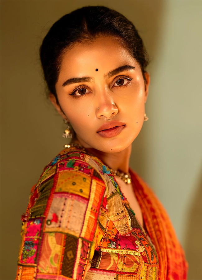 ​Celebrities Wishes Happy New Year 2026: Photos9