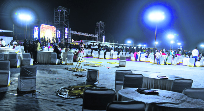 మానవత్వం మరచి1