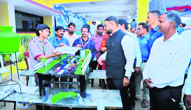 రోబోటిక్స్‌ తయారు చేసేలా తీర్చిదిద్దాలి2