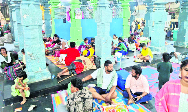 నూరు శాతం ఉత్తీర్ణత సాధించాలి 2