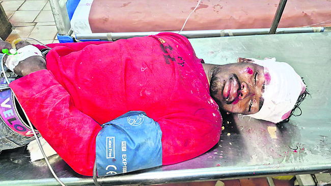 మాజీ ఎమ్మెల్యే ప్రసాద్‌కు కన్నీటి వీడ్కోలు 2