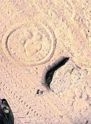 విద్యుత్‌ స్తంభాల తయారీ నాణ్యతలో రాజీలేదు
1