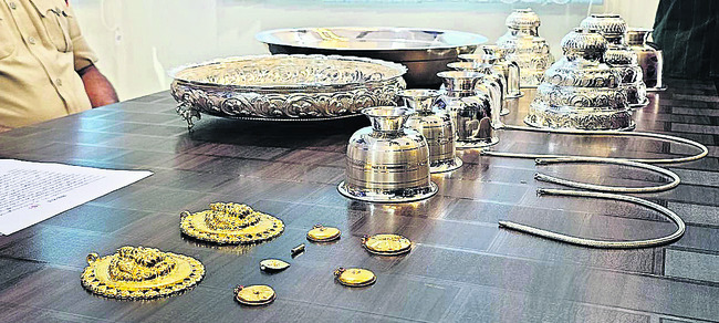 ఆలయంలో చోరీ కేసు ఛేదన1