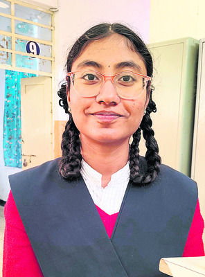 ఐఏఎస్‌ అవుతా..
4