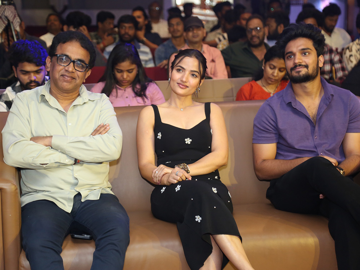 Eesha Movie Success Meet Highlights Photos1