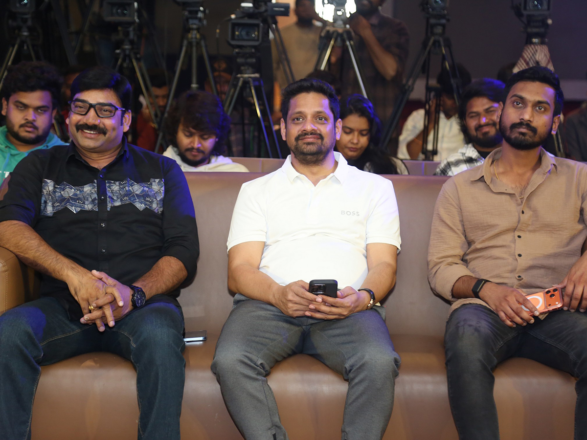 Eesha Movie Success Meet Highlights Photos5