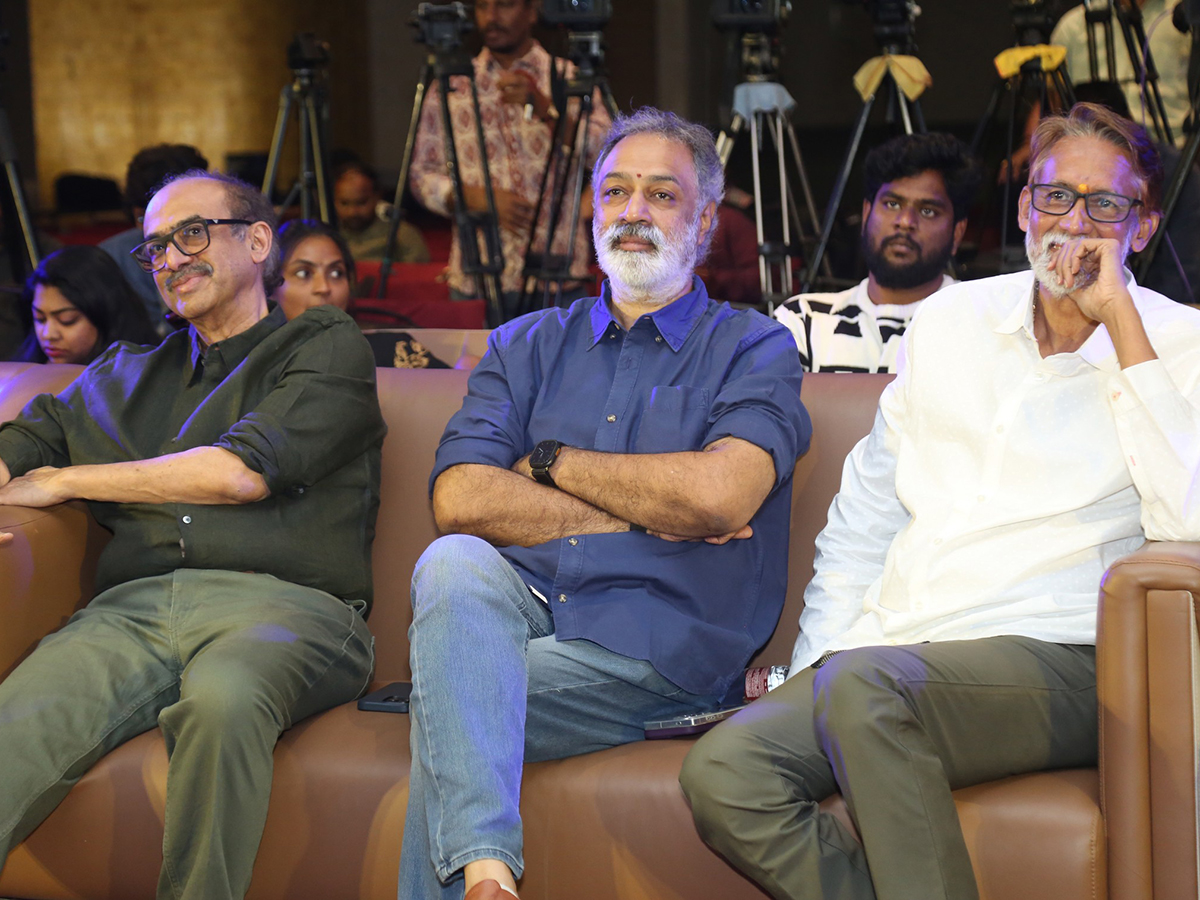 Eesha Movie Success Meet Highlights Photos6