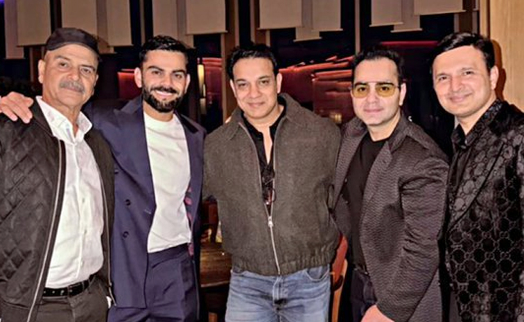 MS Dhoni, Virat Kohli And Other Cricketers Celebrate New Year With Their Families Photos3