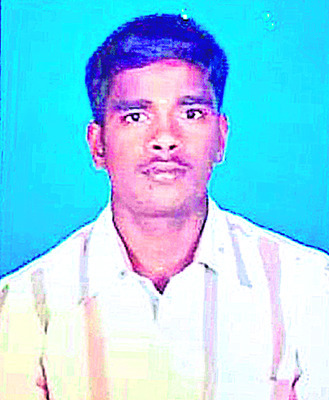 అడవి పందిని ఢీకొన్న బైక్‌ 1