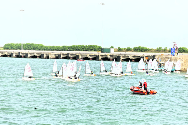 హార్బర్‌లో కొత్త ప్రాజెక్టులు 1