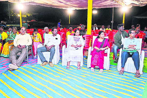 బౌల్డిరింగ్‌ ఫెస్టివల్స్‌ రద్దు 1