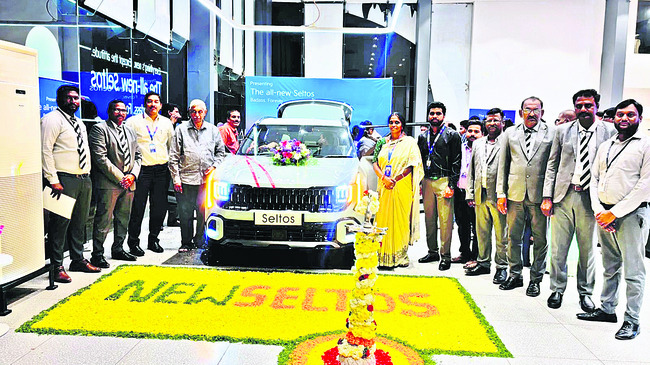 మార్కెట్లోకి కియా న్యూ సెల్టోస్‌ కారు
1