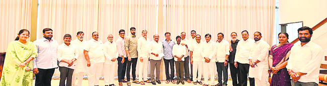 రైల్వే ఏడీఆర్‌ఎం పర్యటన 
2