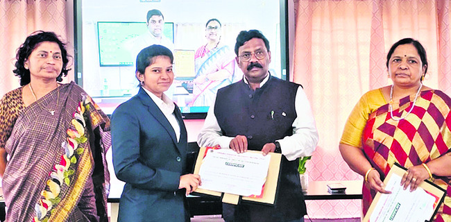 న్యాయవాదుల నిరసన 1