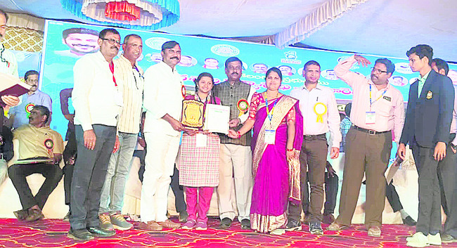 వినూత్న ఆలోచనలు.. ఆకట్టుకునే ప్రాజెక్టులు 3