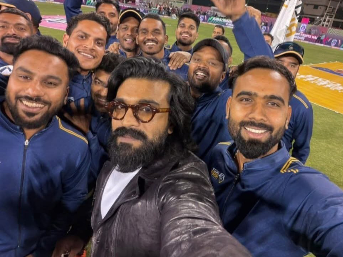 ISPL Season 3 kicks off in Surat with star opening ceremony11